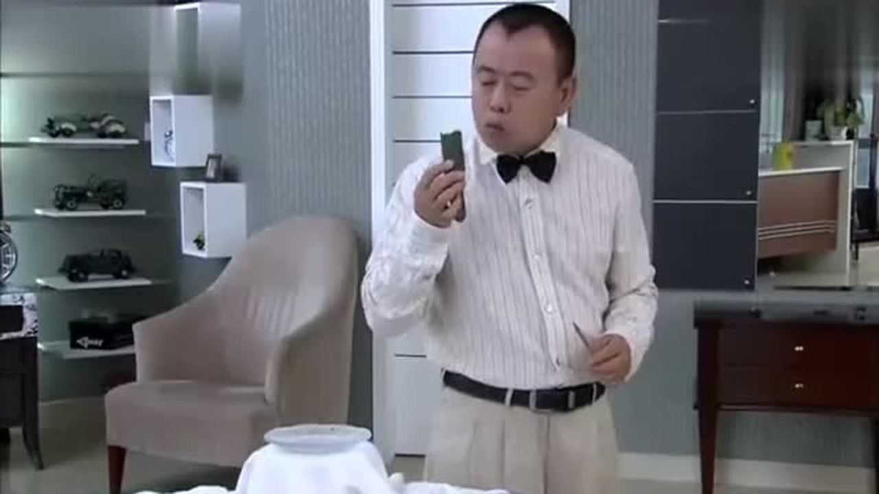 精豆儿:潘长江拿黄瓜素描,画没做完黄瓜没了