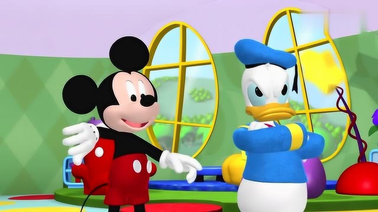 米奇妙妙屋:唐老鸭找到米老鼠帮忙,告诉他自己的小鸡不见了