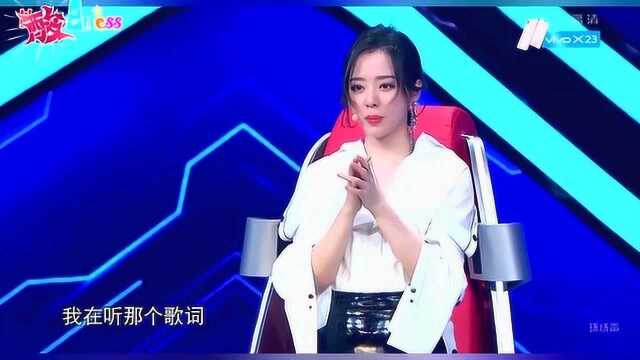 《给给》歌词戳中谭维维的心,你多久没给妈妈打电话了?