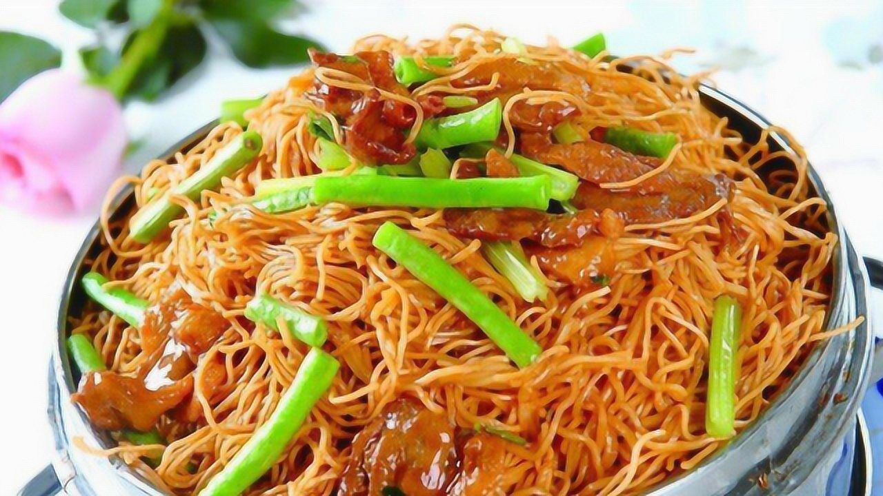 厨师长教你做河南蒸卤面制作简单口感筋道有时间可以试下