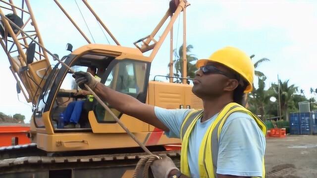 中国铁建中铁十四局在斐济:建大桥 当地工人激动说感谢