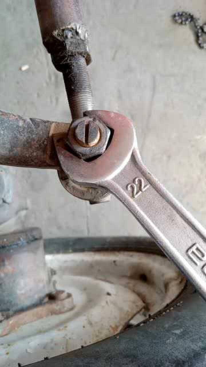 高手教你拆螺丝.