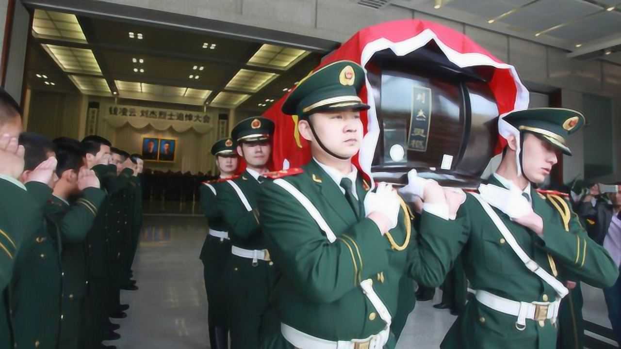 四川火灾牺牲30名消防员遭网黑辱骂网警迅速出击逮捕不容侵犯