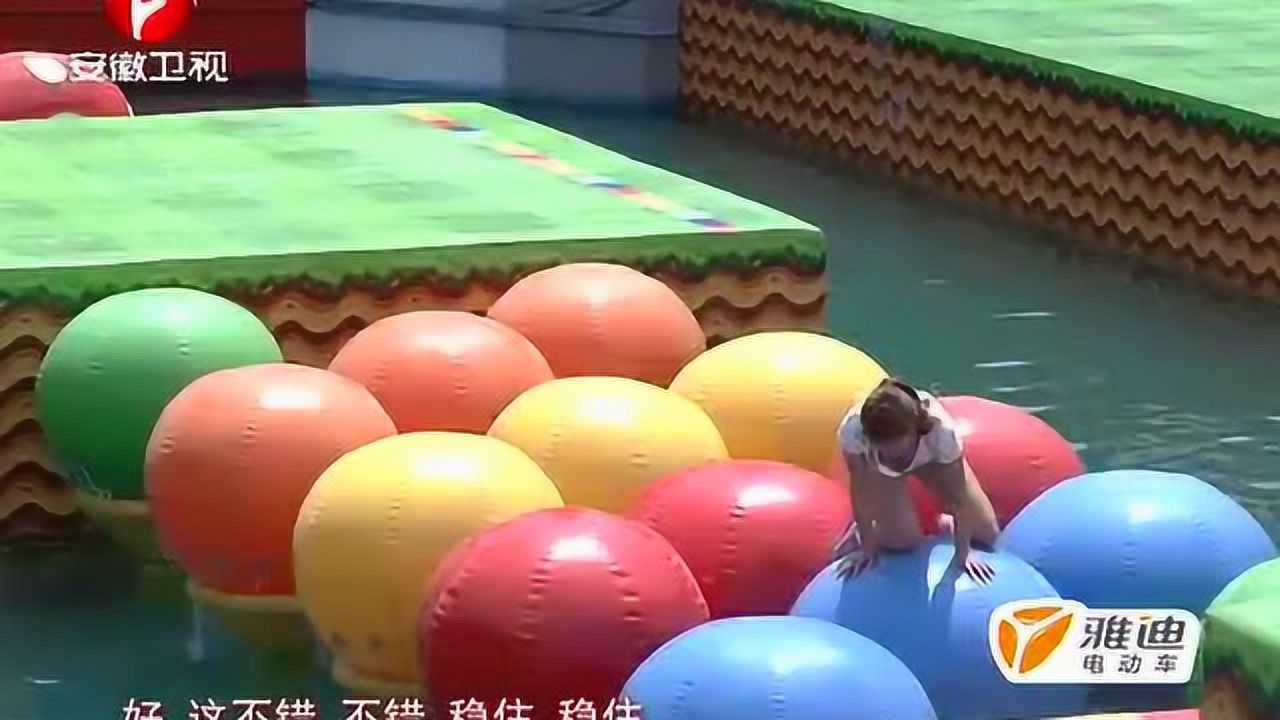 男生女生向前冲6:女孩前面都冲的挺快啊,怎么第四关就失误了