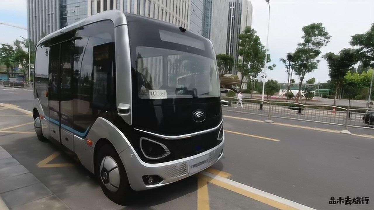 中国无人驾驶公交车图片