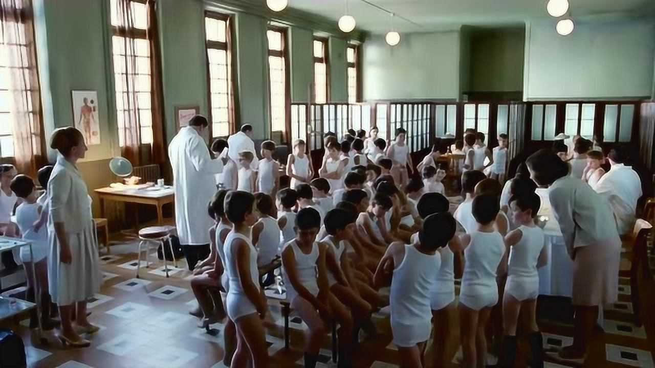 小学生体检状况百出，一张图片看出各种花样，太搞笑了_腾讯视频