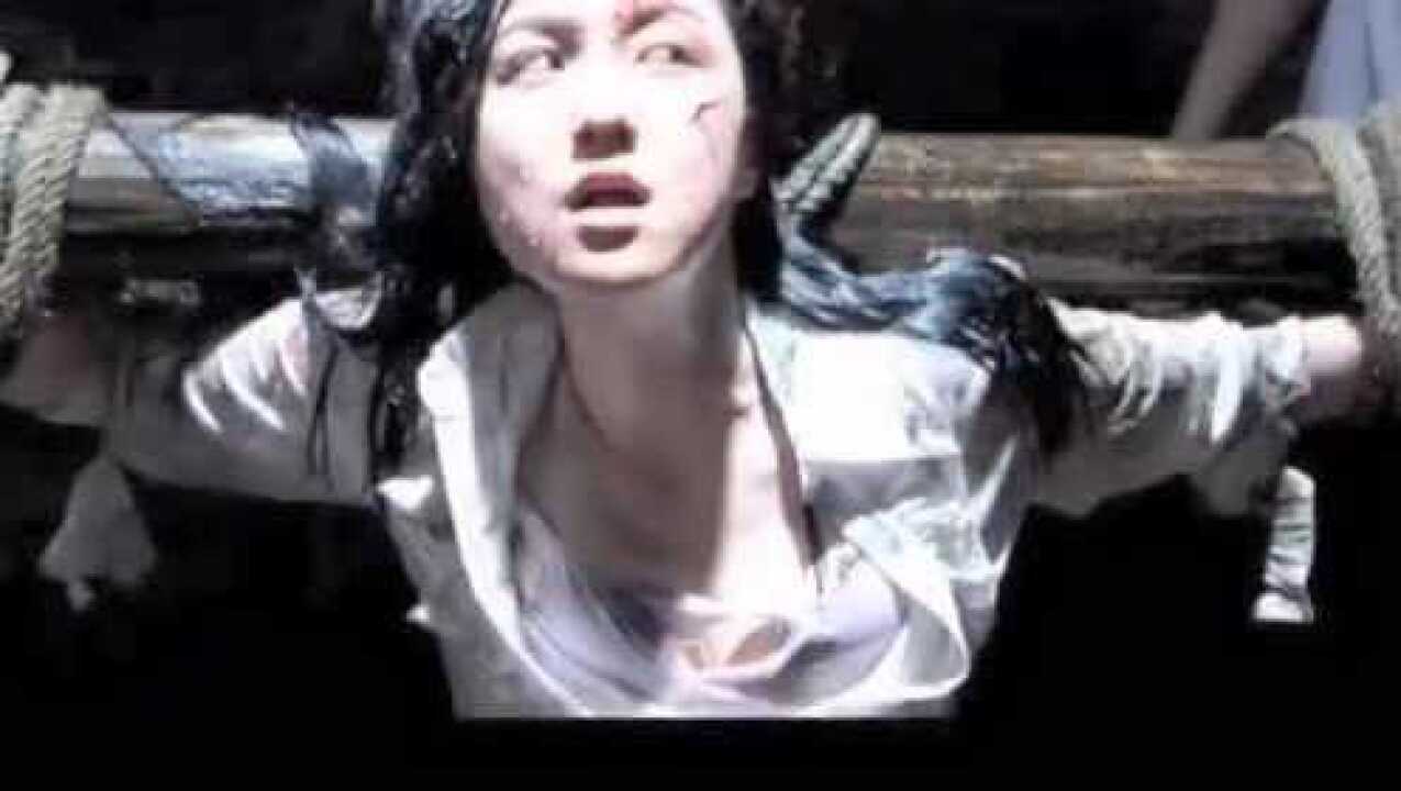 对待日本女间谍，男子也不手软，美女被折磨的痛不欲生_高清