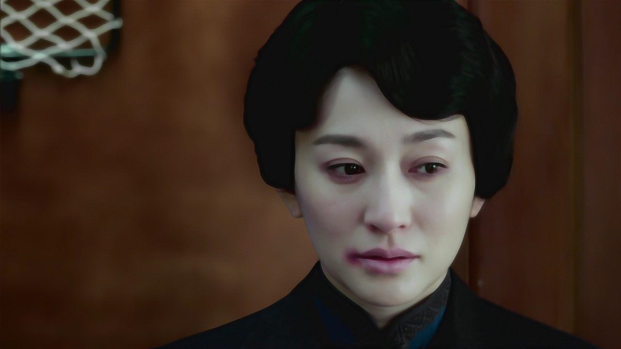 碧城押送沈秋霞去南京,被她指出不像特务