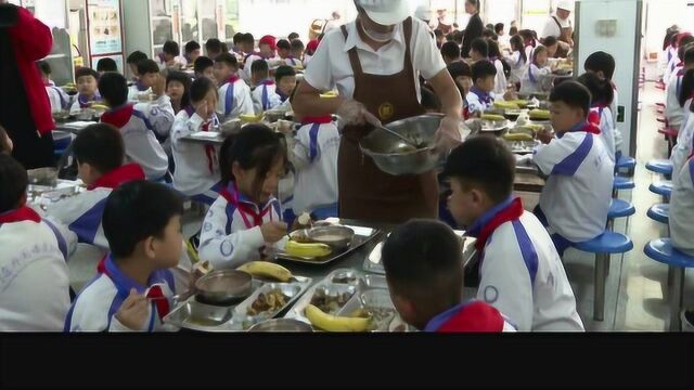 1111期商丘市场监管局开展全市“质量月质量开放日”活动