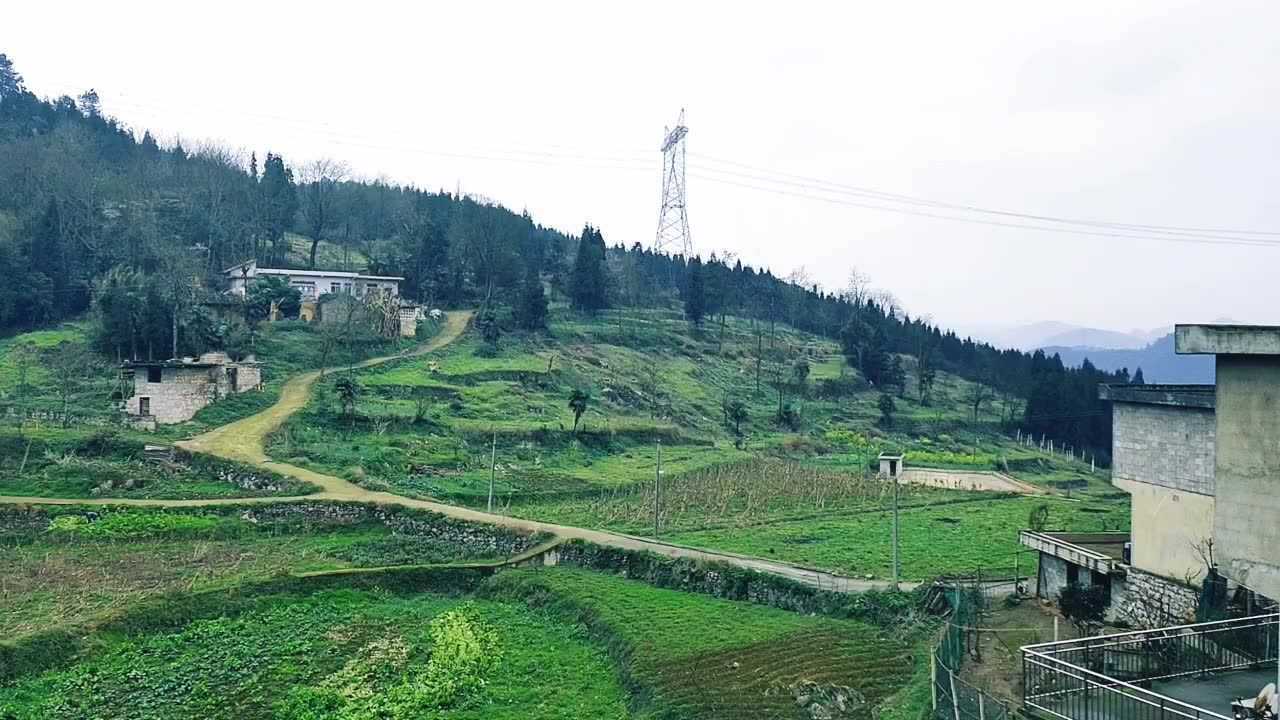 帶你走進貴州息烽縣農村,這裡山清水秀,人民生活幸福.