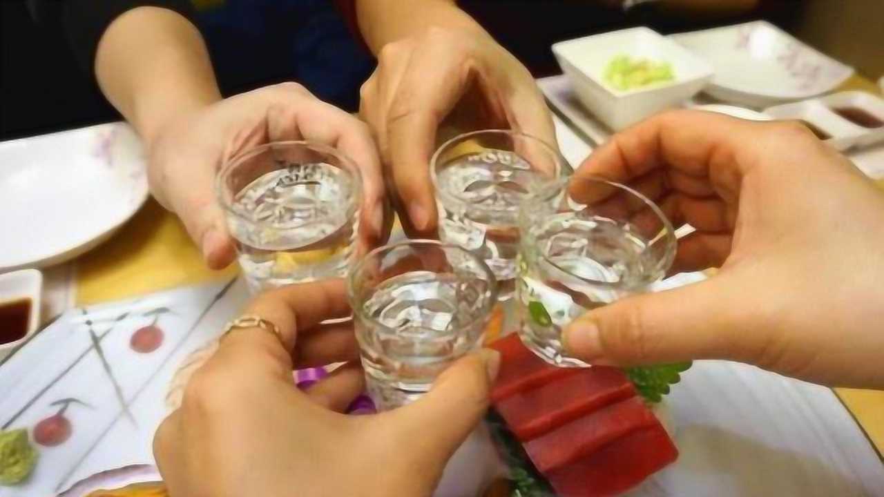 应酬喝酒太多教你解酒的小窍门材料家家厨房都有真有效
