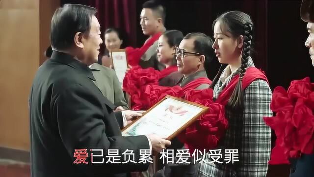 钟明秋实力演唱的这首歌,令人陶醉,全都是回忆