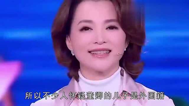 继董卿后,白岩松也受“国籍风波”牵连,遭网友指责让人心疼