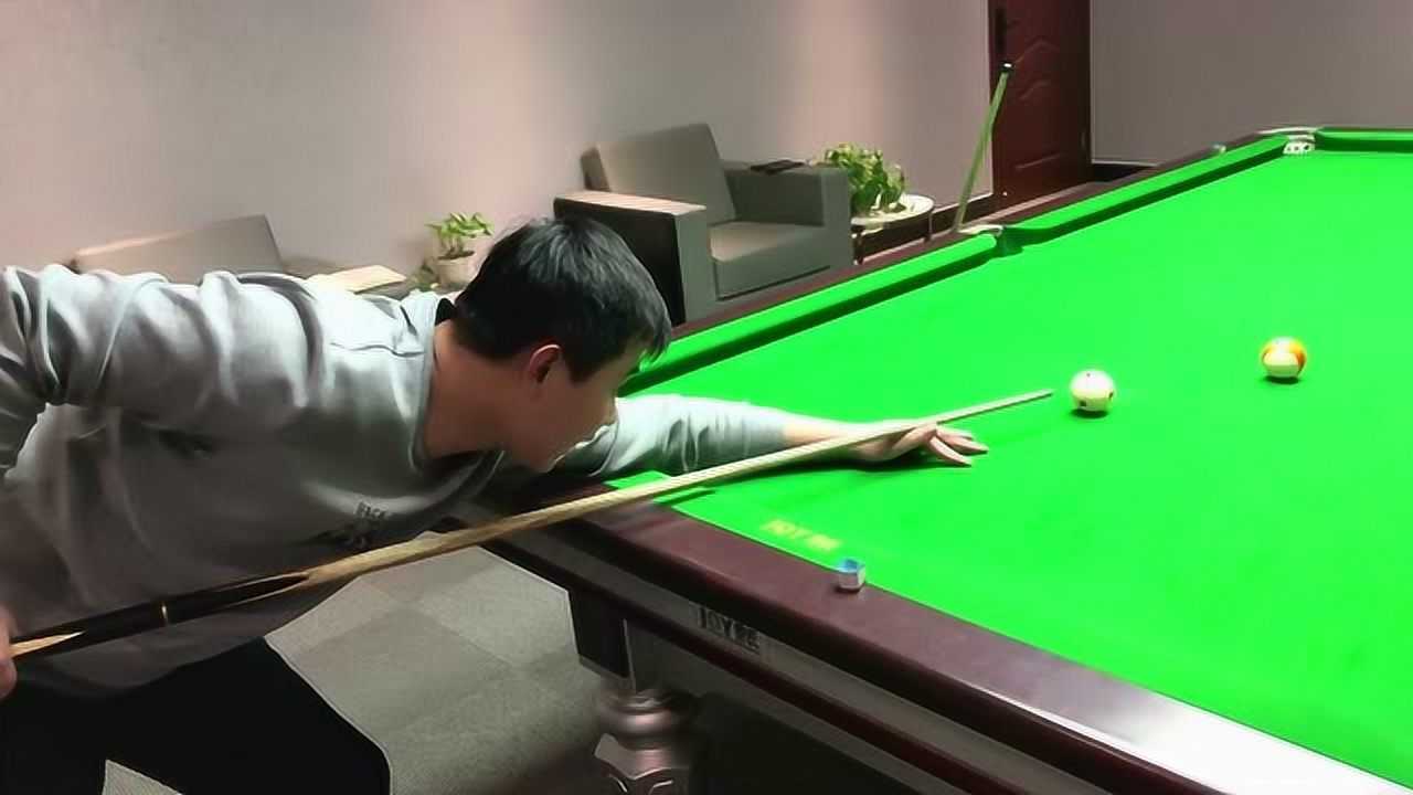 教你打台球的正确姿势和架杆手势!_腾讯视频