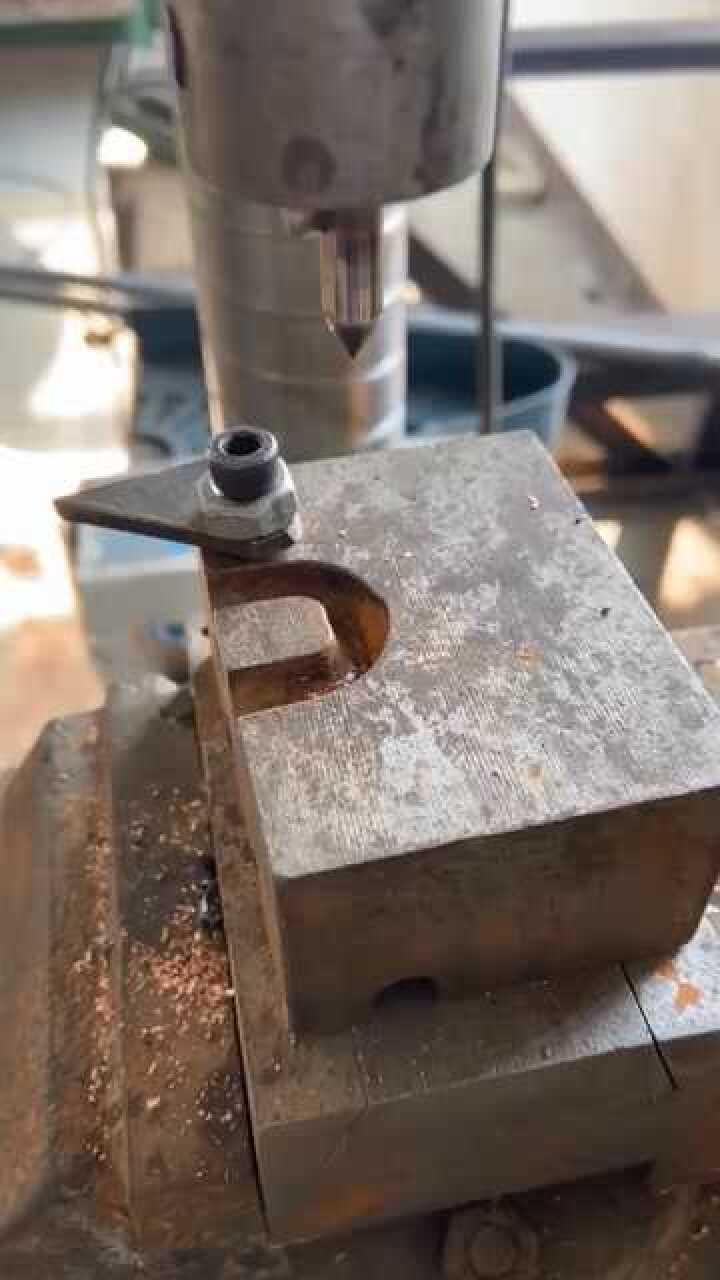 老铁们，看一下，扩孔简单吗_高清1080P在线观看平台_腾讯视频
