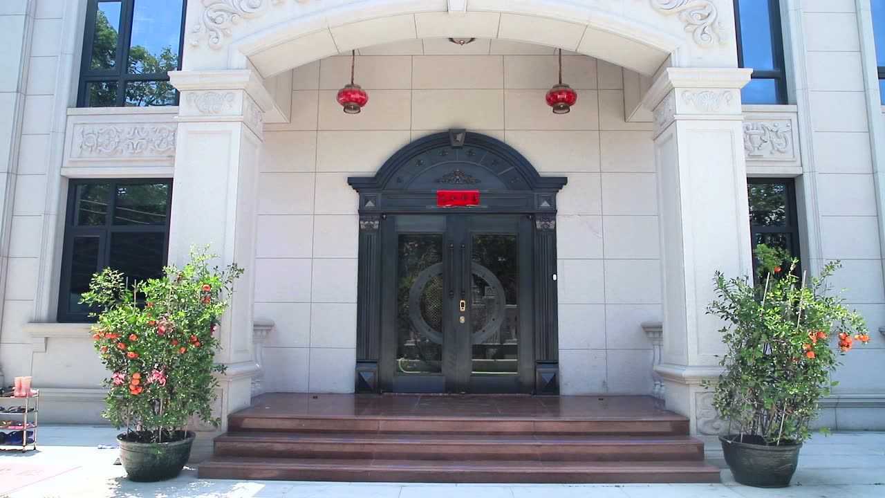 银盾斯金晋江王府铜门铜装饰家装案例