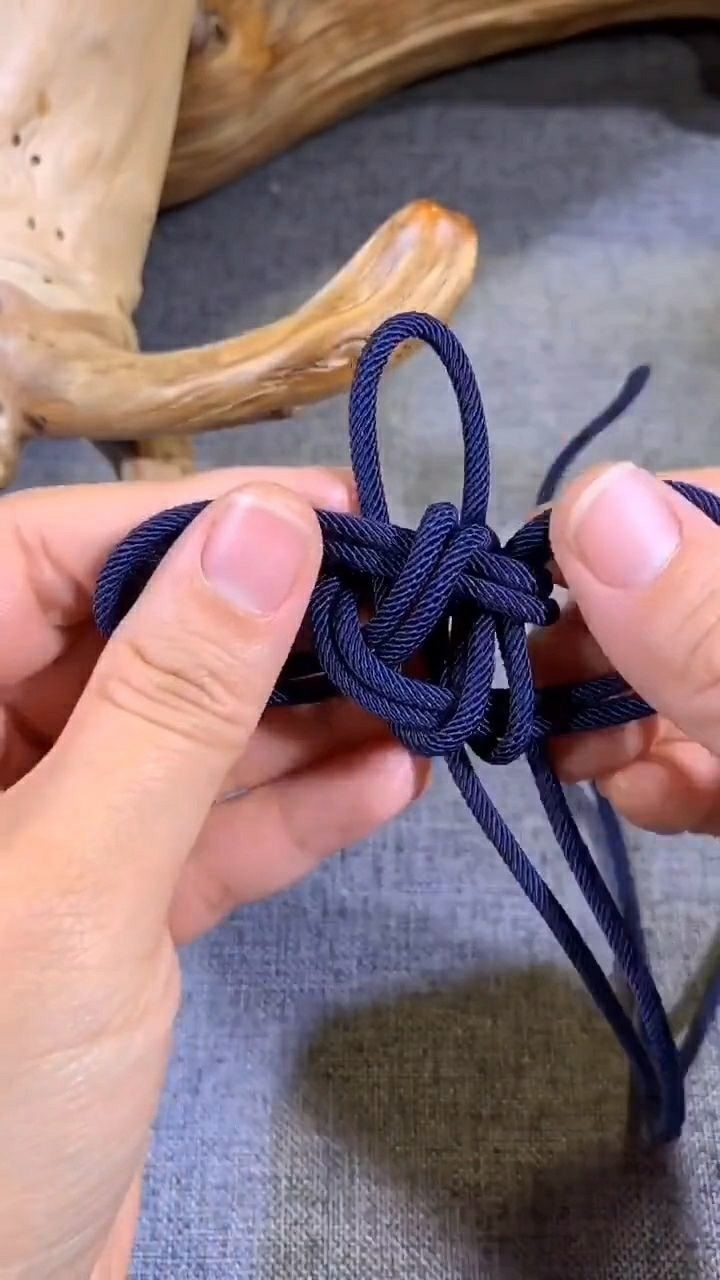 绶带结代表福禄寿三星高照有官运亨通长久的寓意