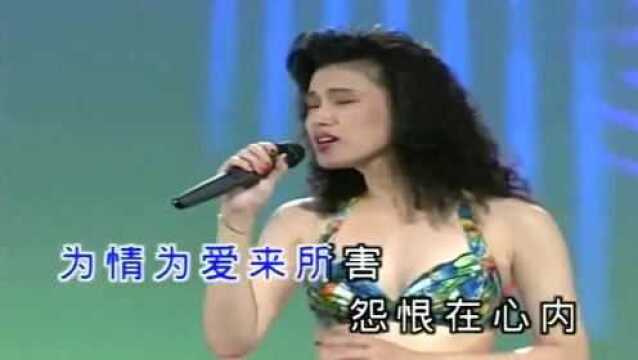 经典歌曲《心痛》,十二大美女海底城泳装歌唱秀,百听不厌!