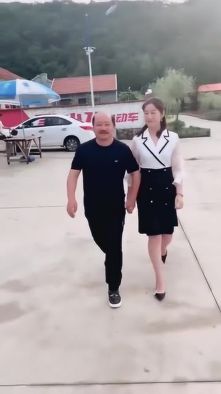 谢广坤现实老婆图片