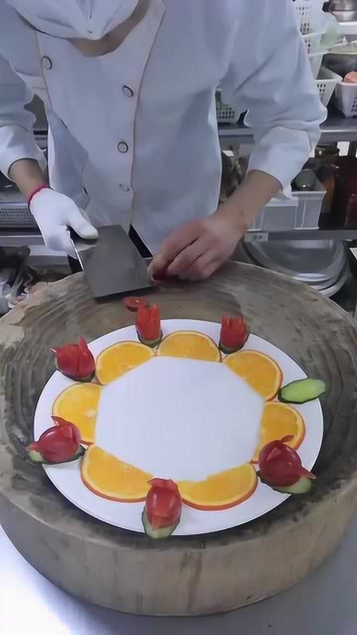 饭店大厨教你摆盘,好看又实用,网友这样摆盘的菜肯定很贵