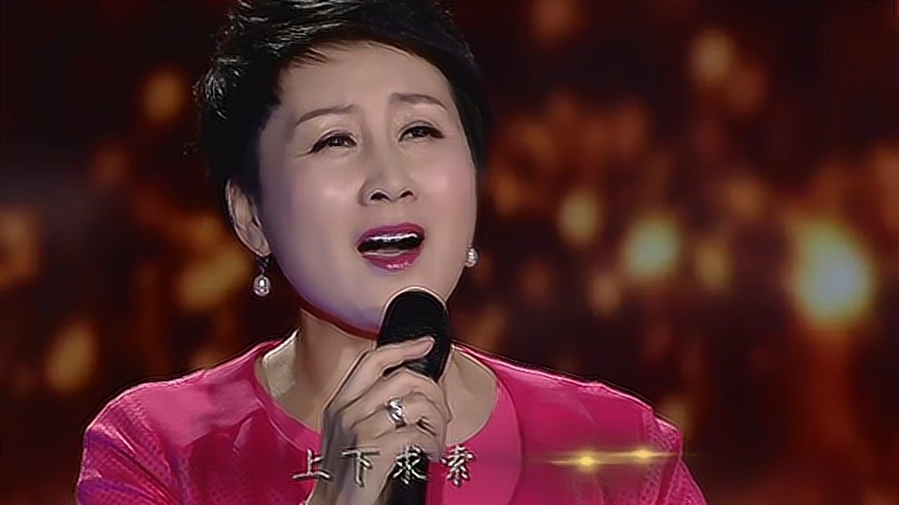 张凯丽演唱经典歌曲《渴望》,这唱功不输毛阿敏!那年你多少岁?