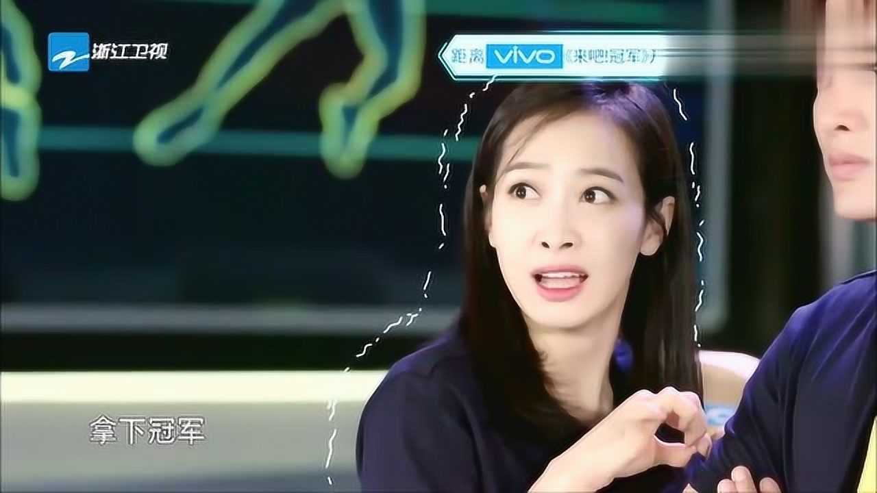 宋茜看到奥尼尔大鲨鱼竟害怕的发抖贾乃亮却一脸正经