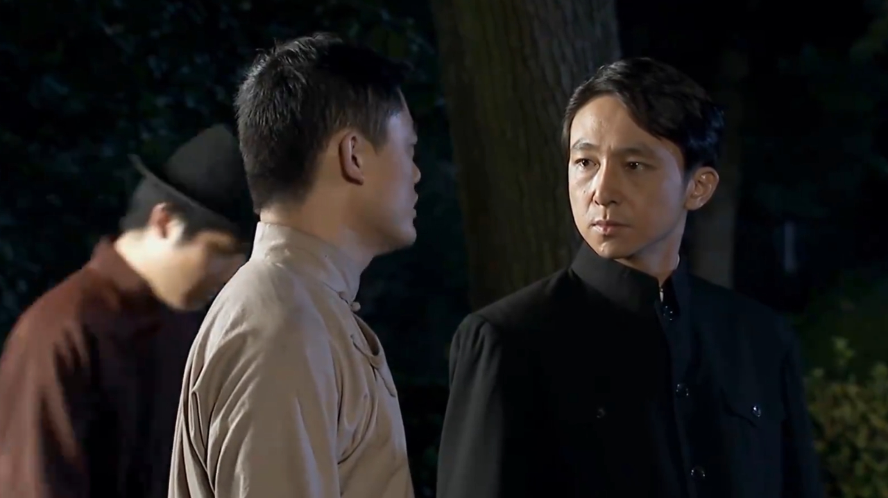 大汉口:陆修文和陆修武怒吼口号,誓言驱逐英狗