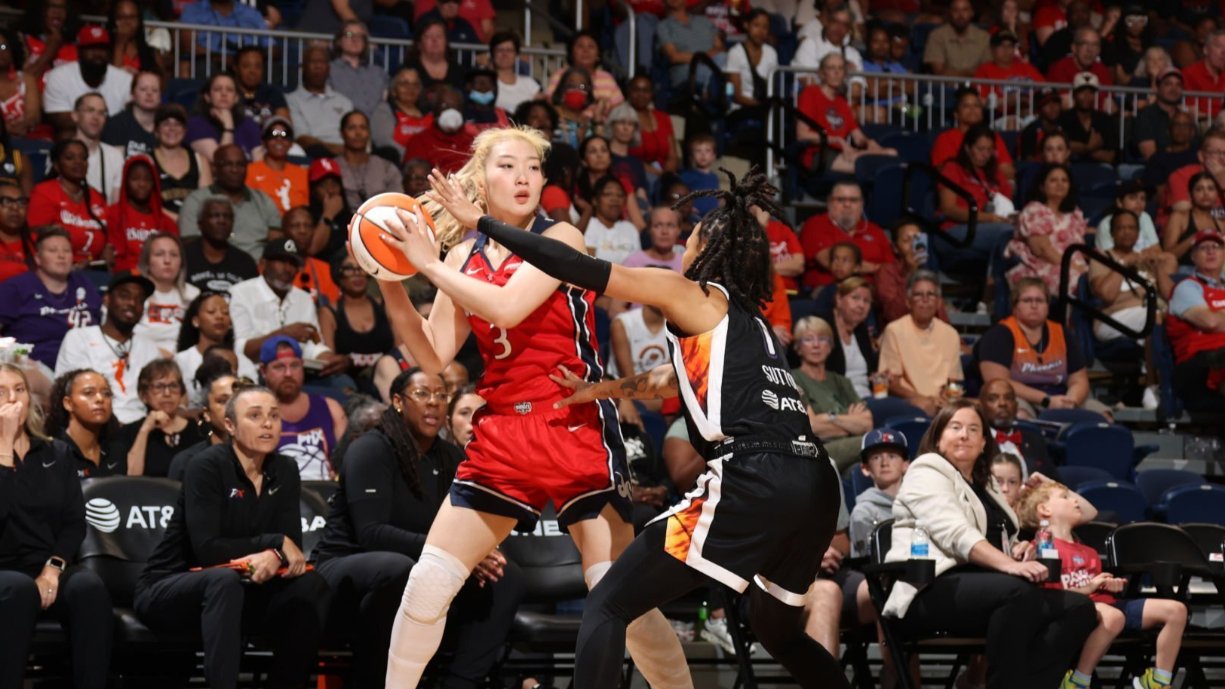 李梦劲敌被曝光!越南女篮新人亮相wnba,双胞胎妹妹落选