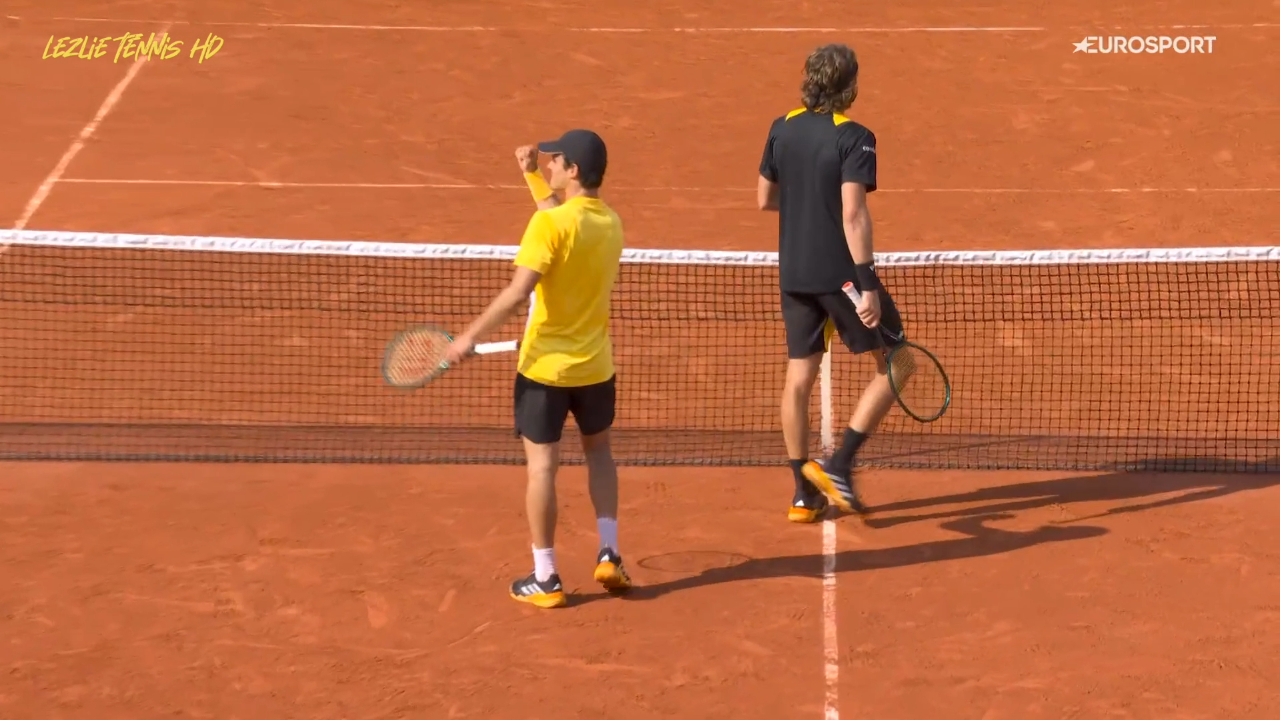 西西帕斯兄弟爆冷淘汰卫冕冠军,入围奥运会