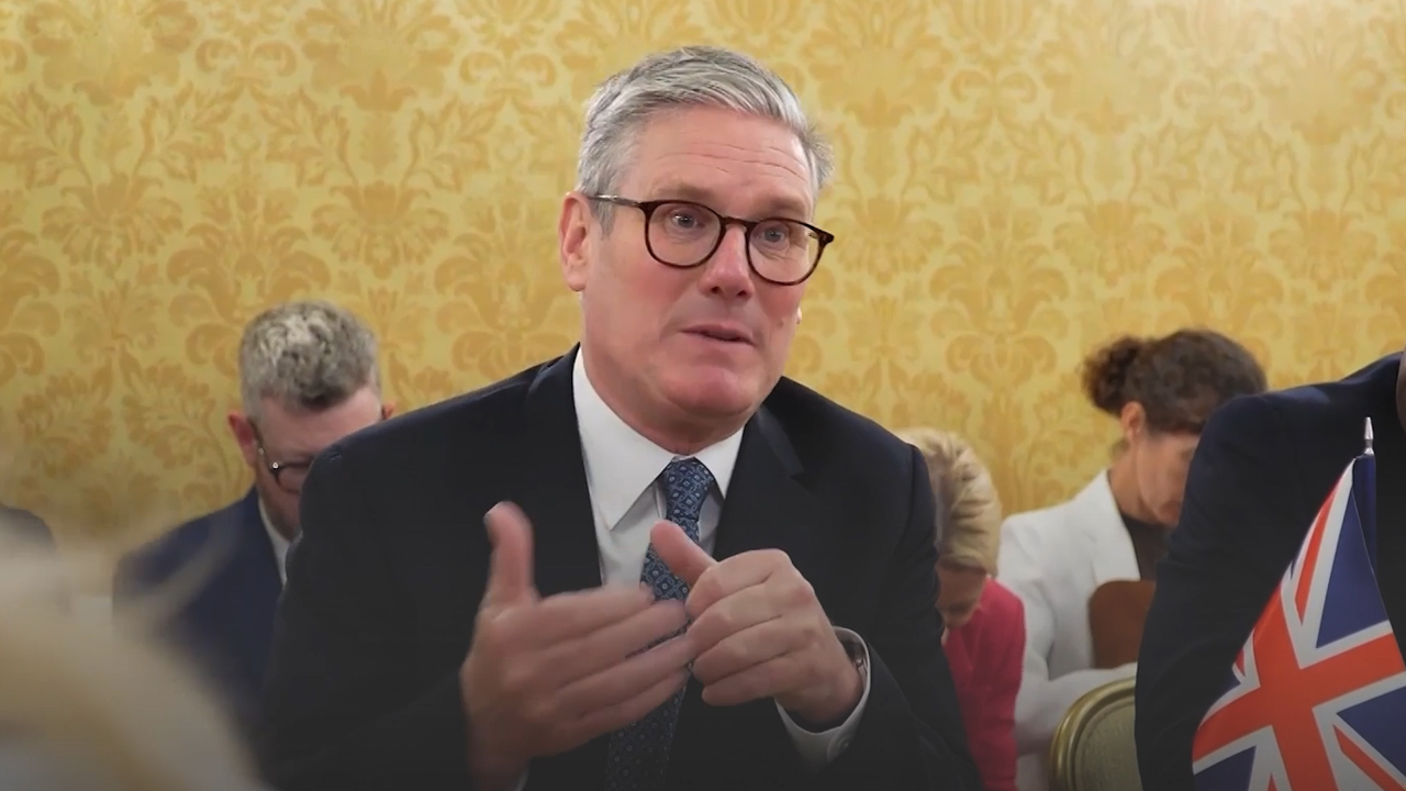 英国新首相斯塔默会见乌克兰总统泽连斯基,重申英国对