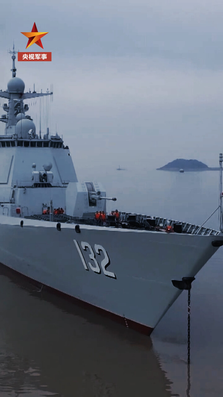 苏州舰武器系统硬核展示,"中华神盾"名不虚传!