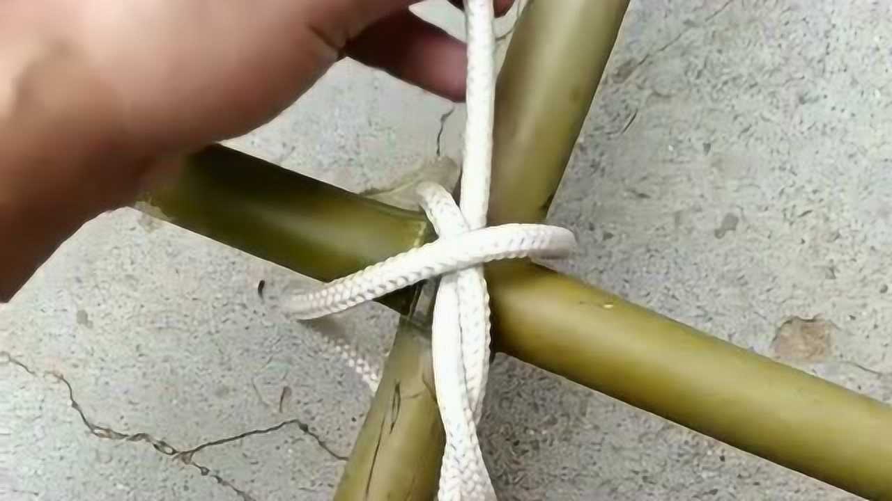 绳索大师教你怎样固定十字木棍简单快捷又牢固你学会了吗