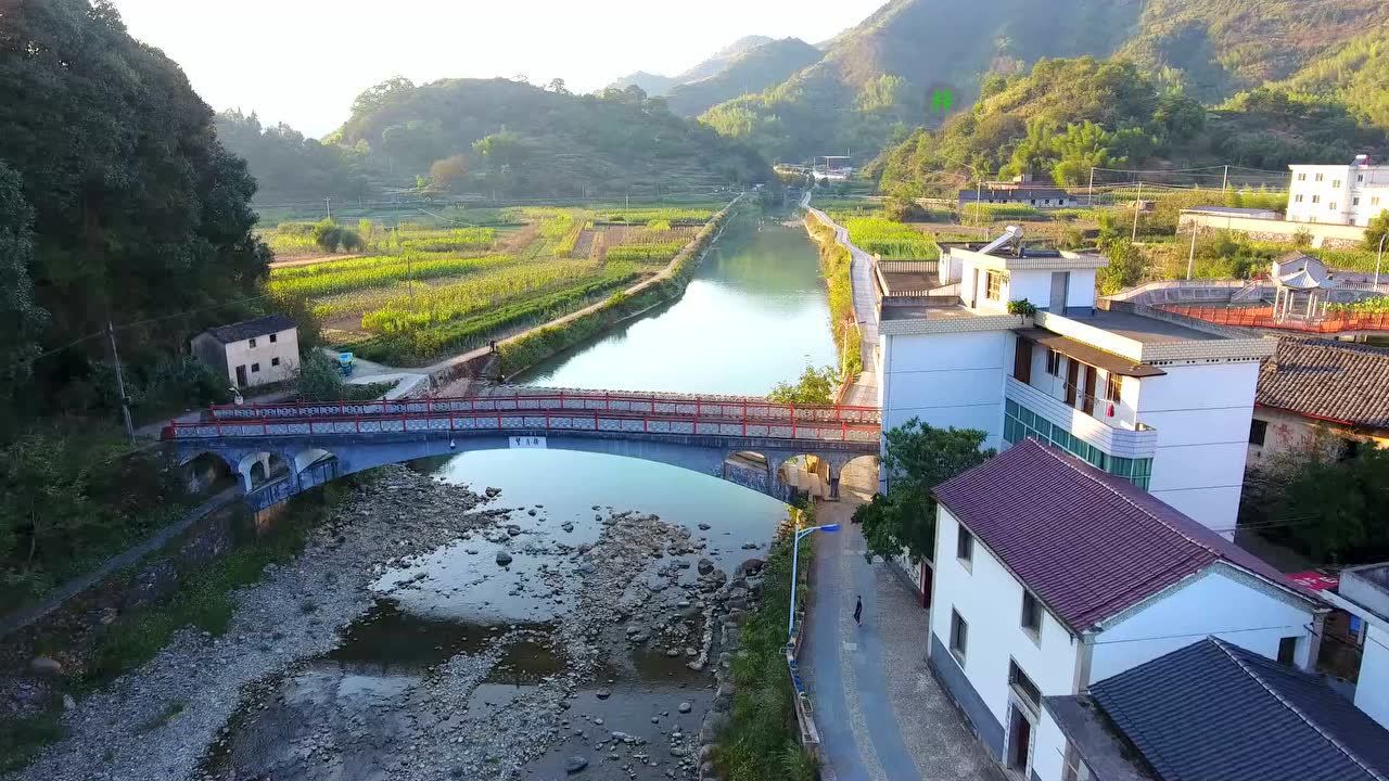 航拍书画小镇---梓桐镇杜井村古桥流水