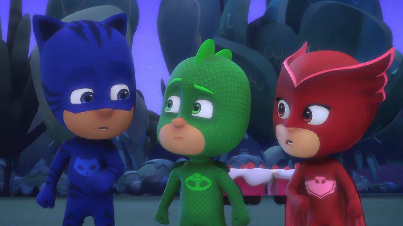 睡衣小英雄罗密欧博士在森林里做实验结果实验室爆炸了玩具故事