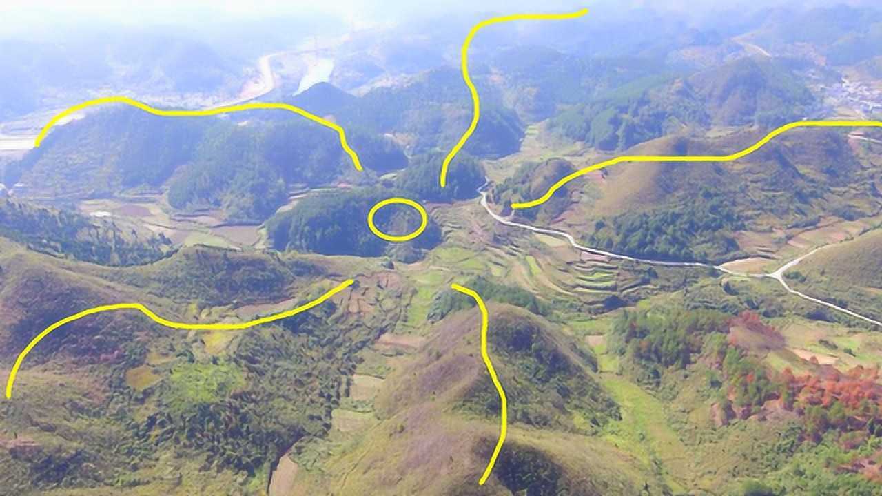 此地万山聚首,吸大山之龙气,多年难得一见的风水宝地