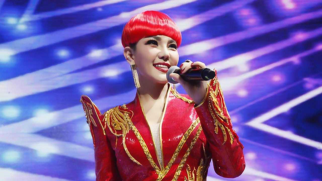 乌兰图雅的这首祝福歌火到大江南北是有原因太美太好听了