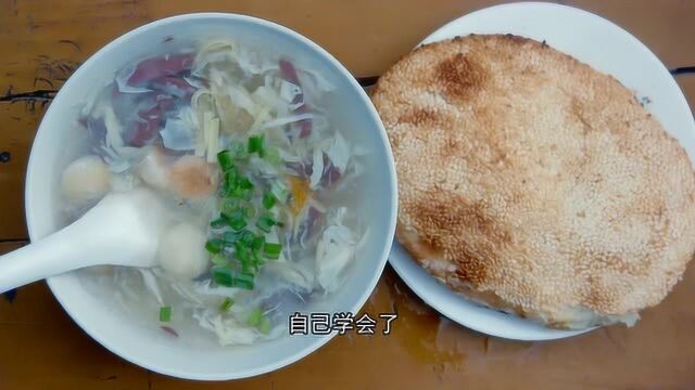 早餐中国:外酥内软的常州麻糕,做麻糕的是老面,口感才Q弹