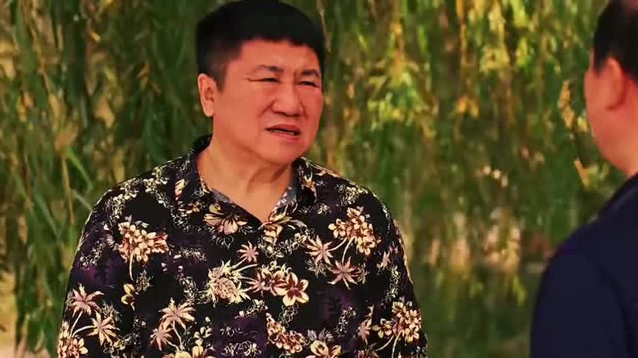 乡村爱情10小梁对此深有感触玉红询问小梁的个人问题