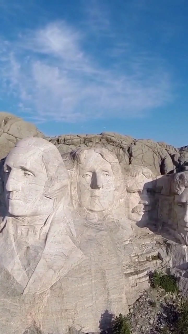 美国总统山,你知道这四位总统都是谁吗?