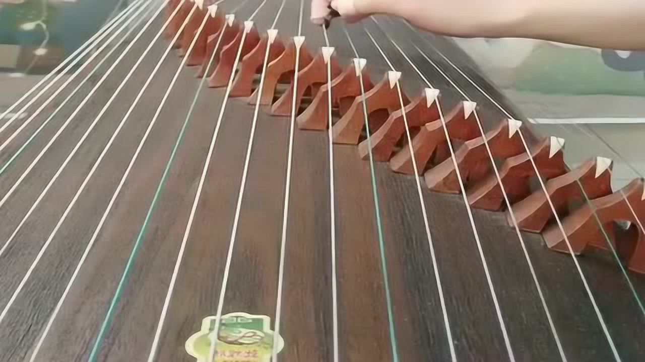 古筝弹奏光年之外这首歌的感觉变化真的太大了