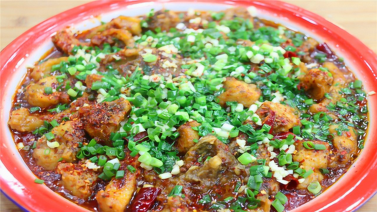 川菜师傅教你麻婆鱼做法,麻辣鲜香开胃爽口,越吃越上瘾的味道