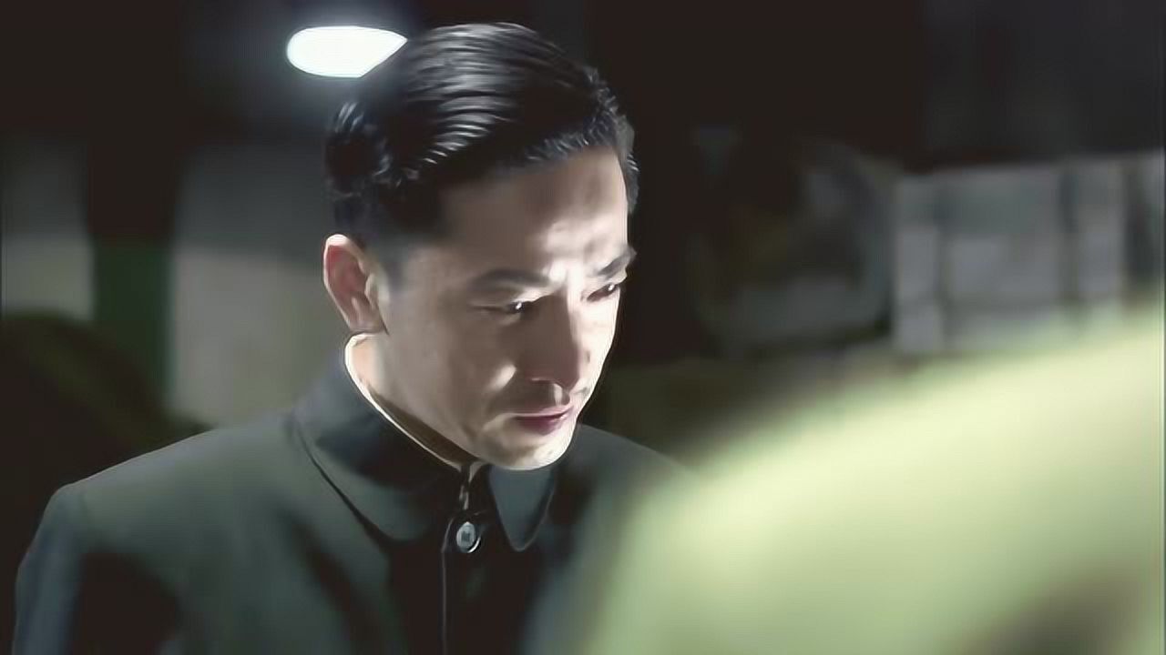 军统六哥郑耀先就是霸气让他立正说话用巴掌教训人