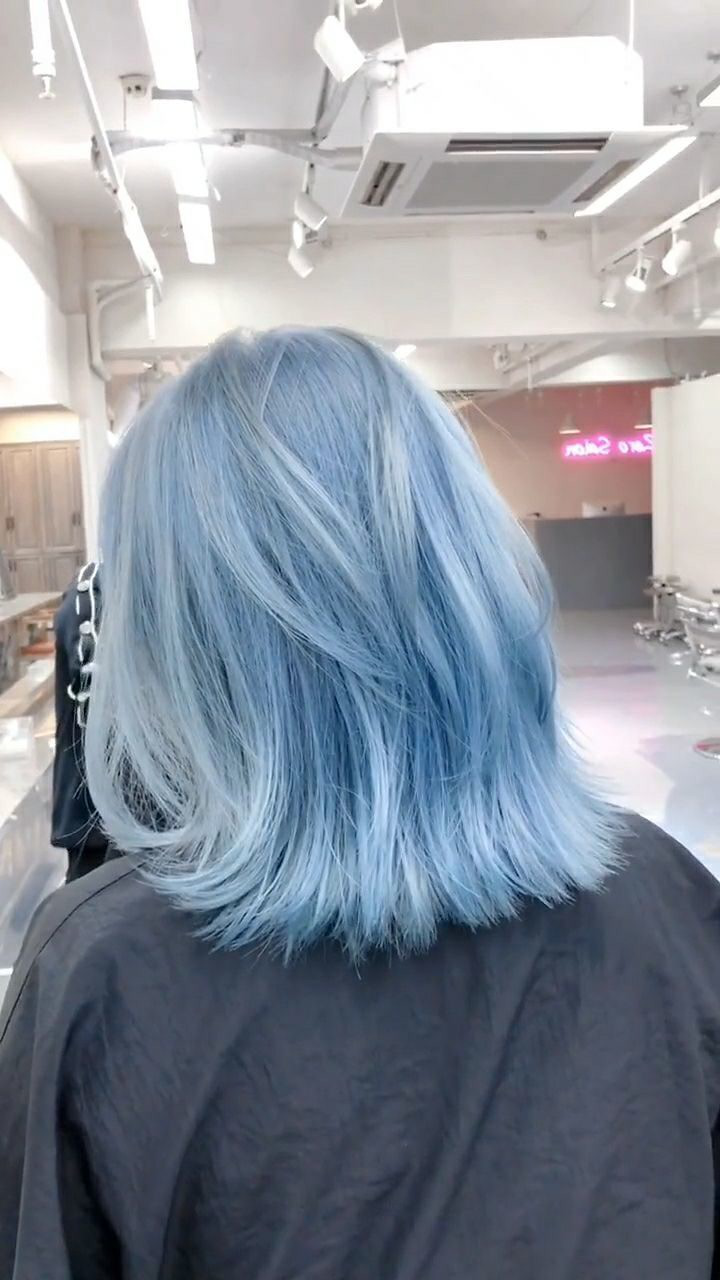 梦幻蓝灰发色,这个需要漂发,超级的好看!