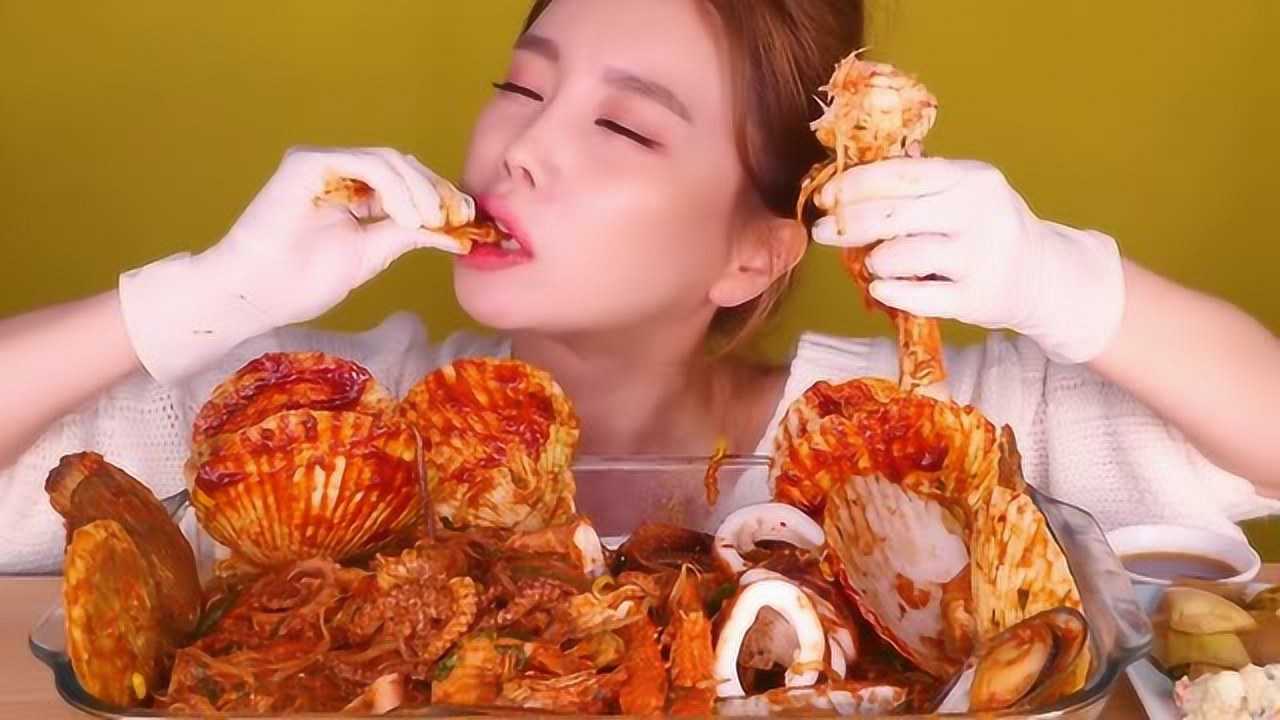 韩国食物链顶端的女人素英欧尼今天吃辛辣海鲜