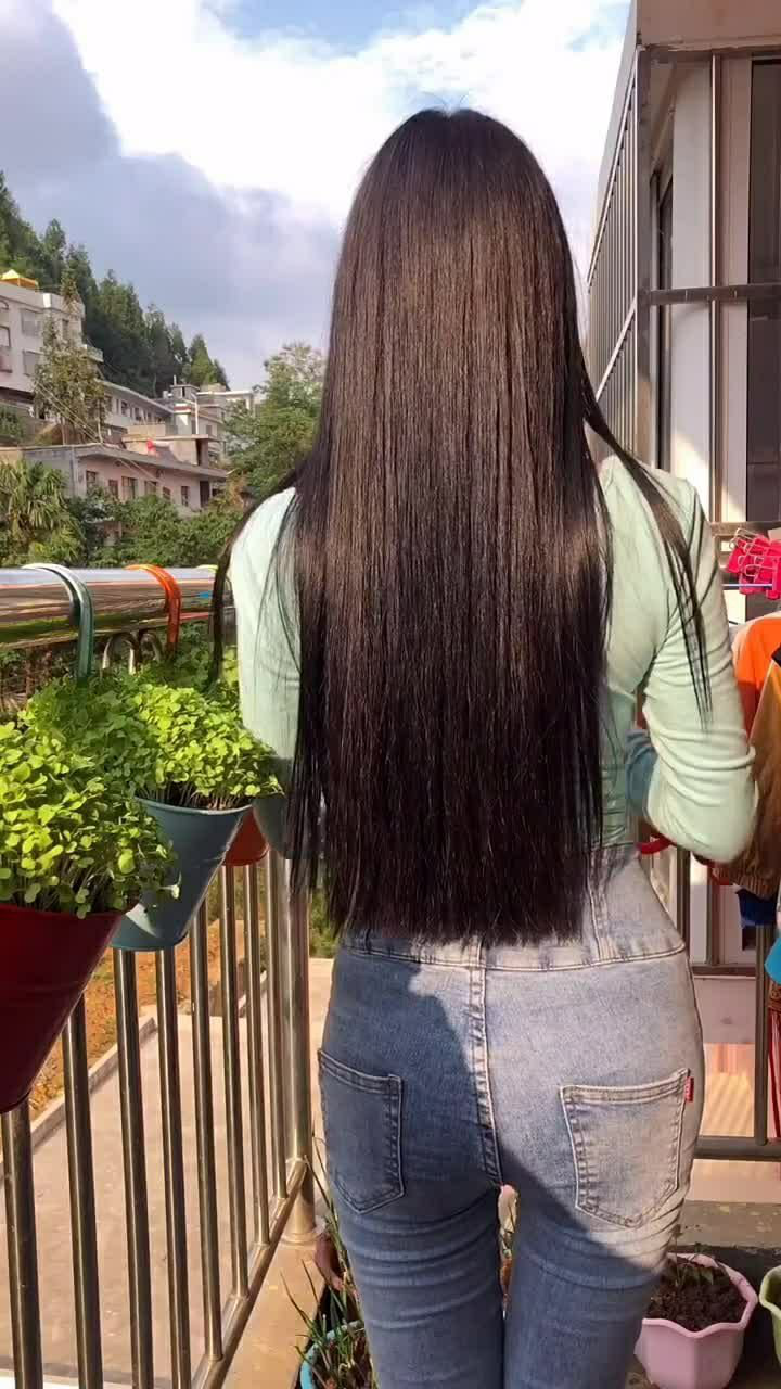 女孩子留长头发才是正确的这样非常有气质