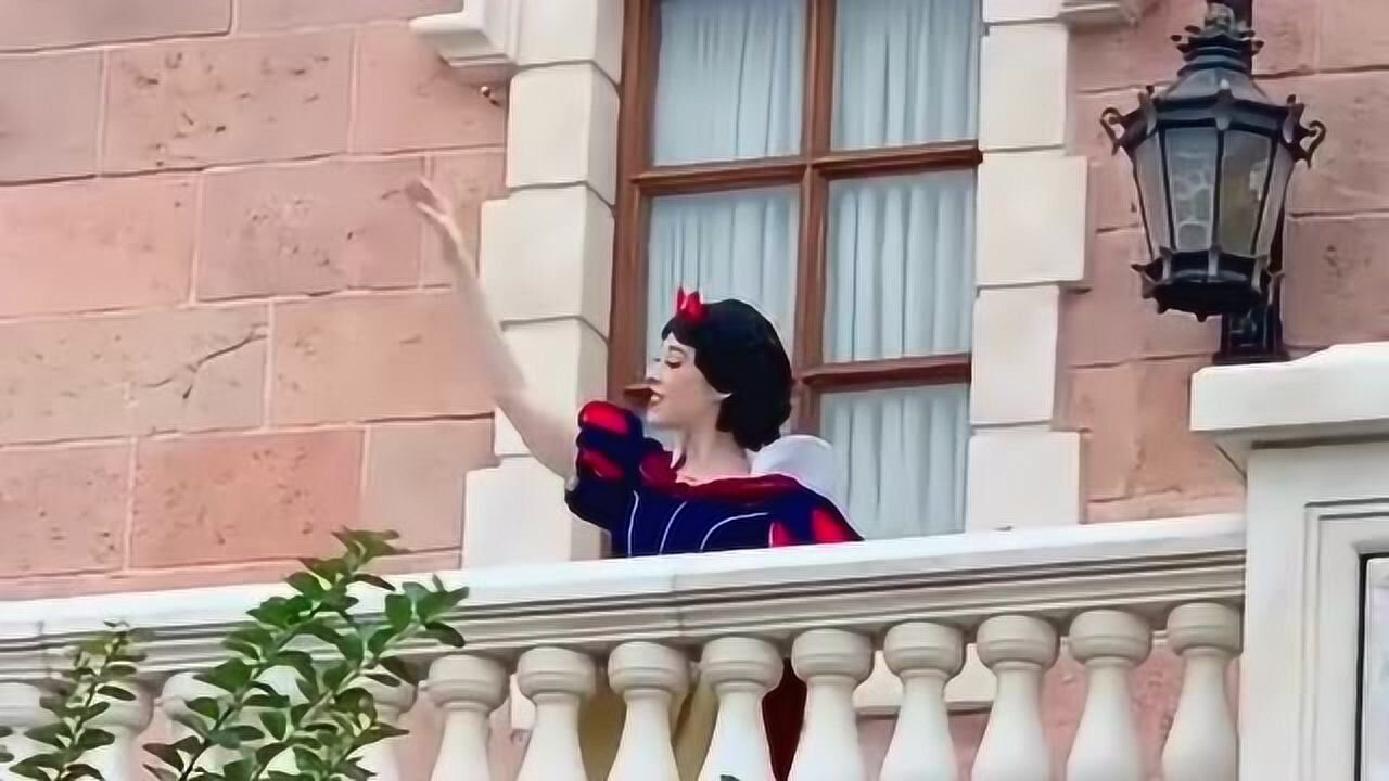 迪士尼公主打招呼的手势原来每个都不太一样太赏心悦目了