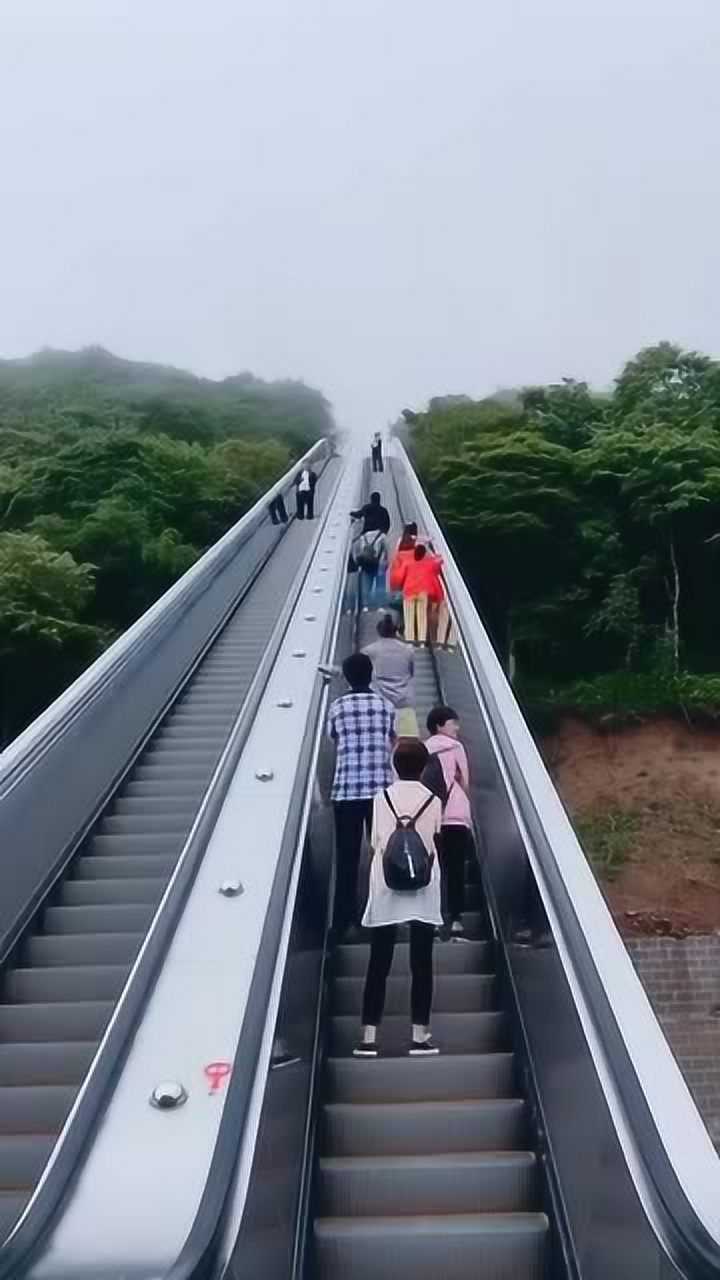 一个敢想,一个敢建,通往天堂的电梯,不愧是中国制造