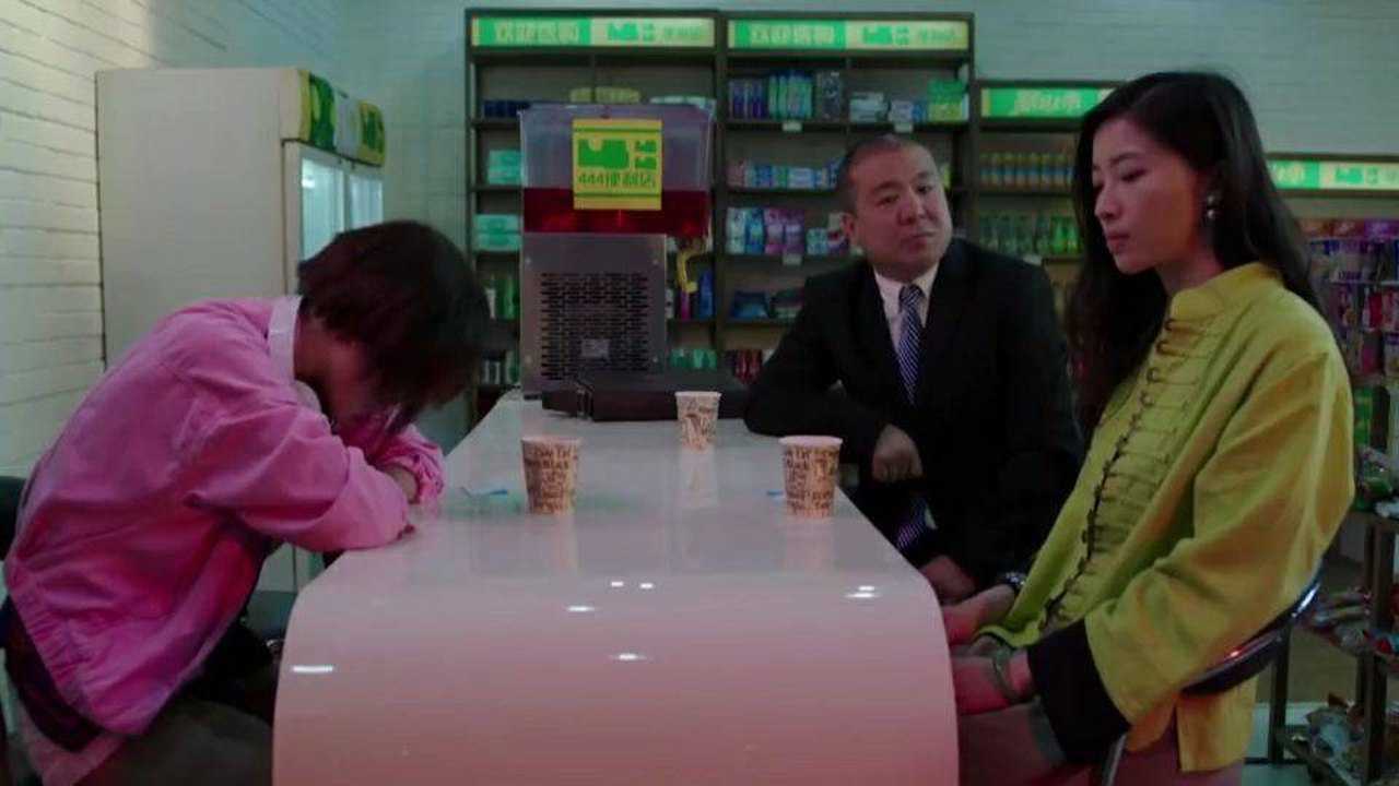 灵魂摆渡三人在便利店中讲鬼故事殊不知其中一人就是鬼