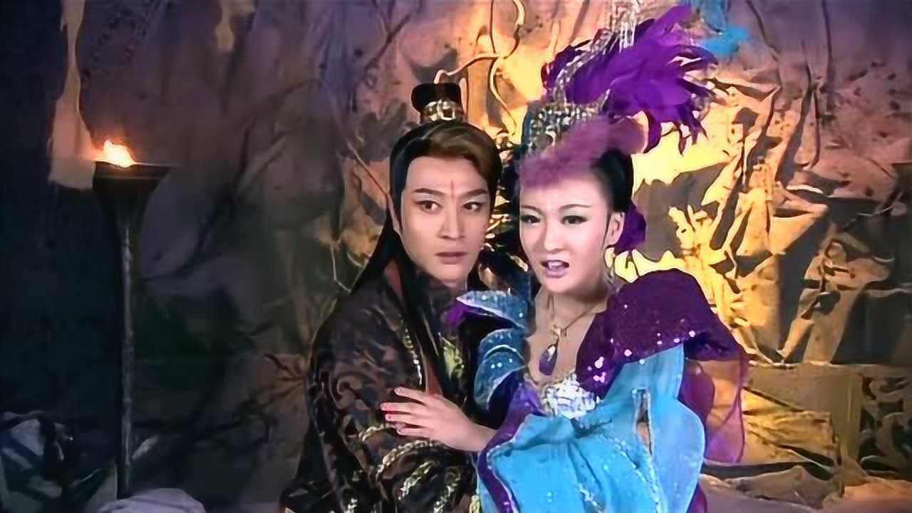 封神英雄榜青青和申公豹正卿卿我我不料石矶突然出现太尴尬了