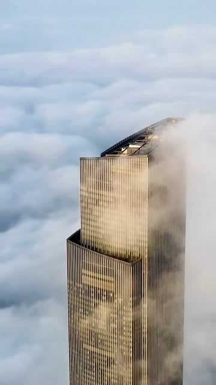 广州最高楼房住在顶楼竟比云还高这就是天堂吧